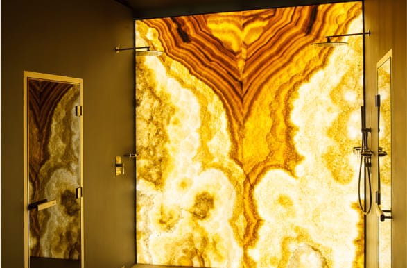 Як вписати декоративне панно з каменю у дизайн приміщення?